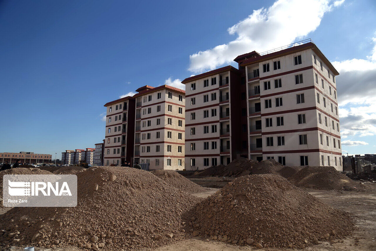 ساخت ۶۰۹ واحد مسکونی طرح اقدام ملی در شهرک بهشتی همدان آغاز شد